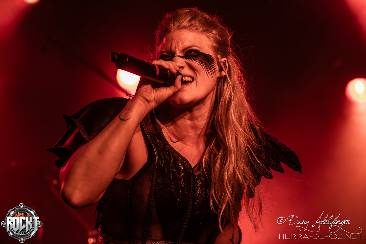 Fotos: Brothers Of Metal und Moonlight Haze im Nürnberger Hirsch