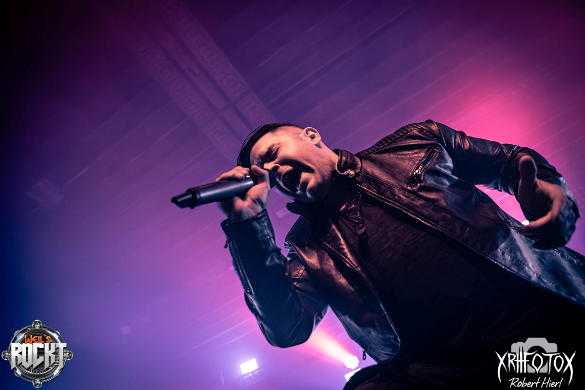 Fotos: Lansdowne + Blacktoothed im Airport 20.06.25